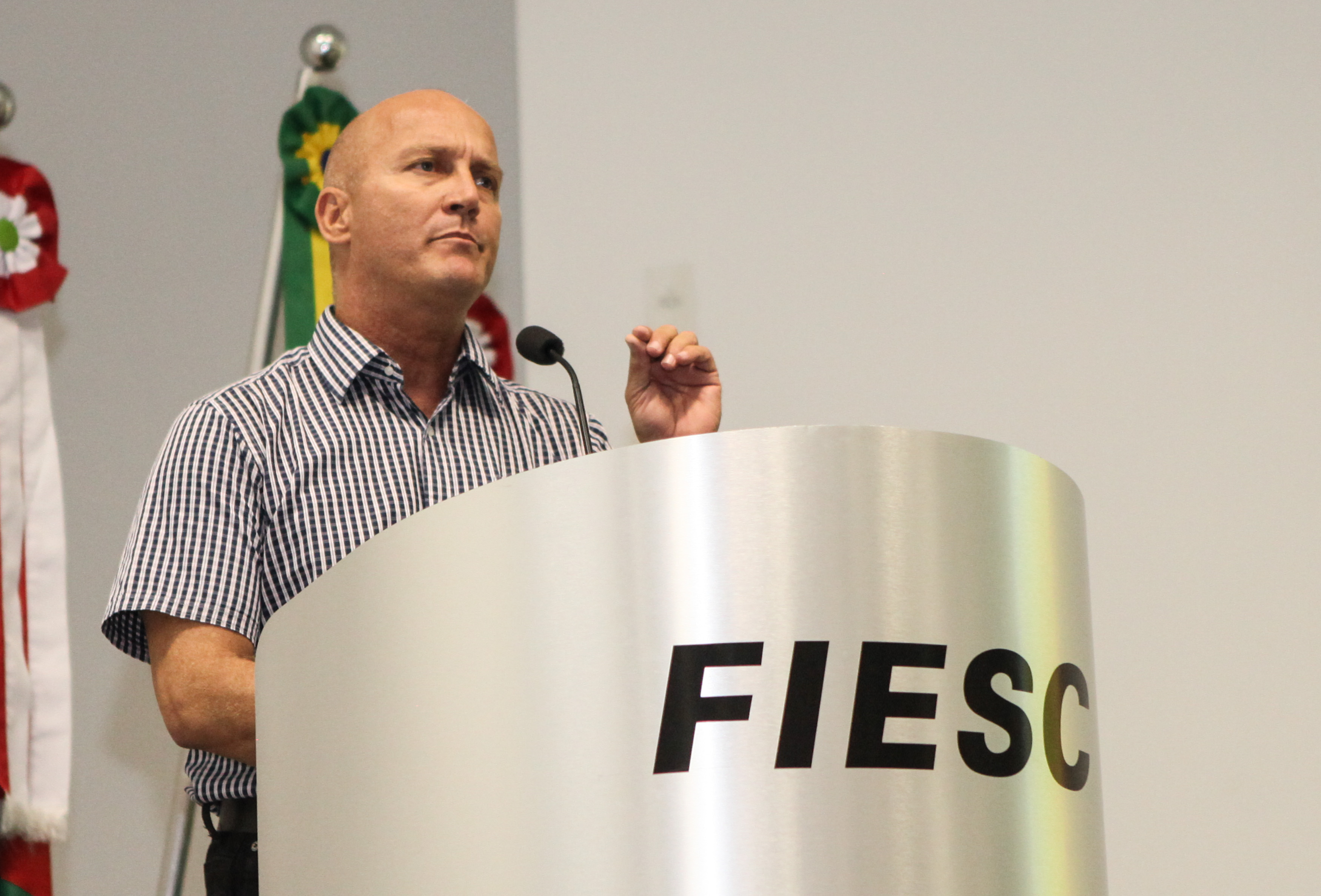 Imagem 2450 no node 4488