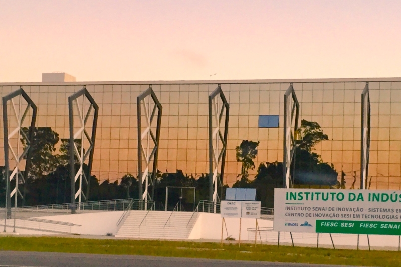 Instituto de Sistemas Embarcados, em Florianópolis, integra cluster catarinense de cidades inteligentes. 