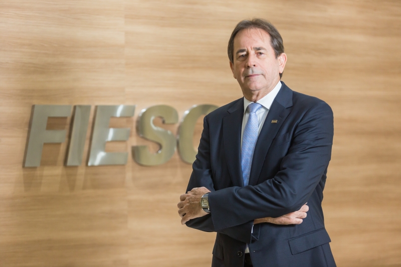 Presidente da FIESC, Mario Cezar de Aguiar (foto: Marcos Campos)