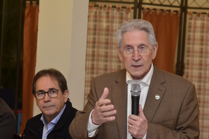 Presidente da FIESC, Glauco José Côrte, durante discurso em São Miguel do Oeste (foto: Ivan Ansolin)