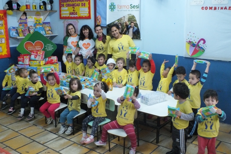 Entrega realizada em São José. Foto: Divulgação SESI