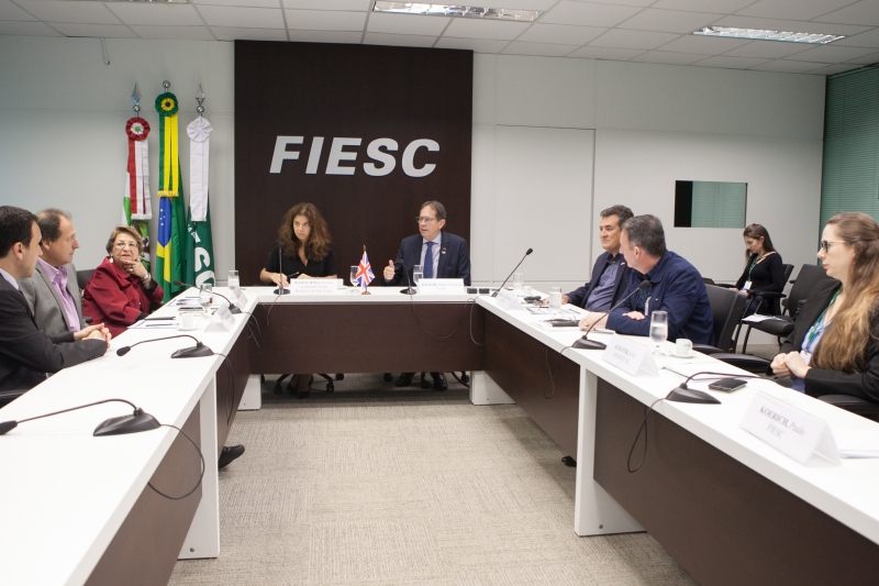 SC e Reino Unido focam cooperação em educação, tecnologia e internacionalização