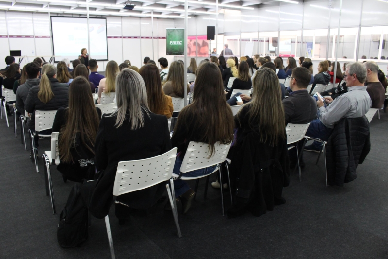 Internacionalização é tema de palestra em feira multissetorial no Alto Vale