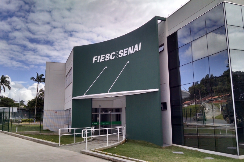 Edital do SENAI apoia projetos para cadeia automotiva