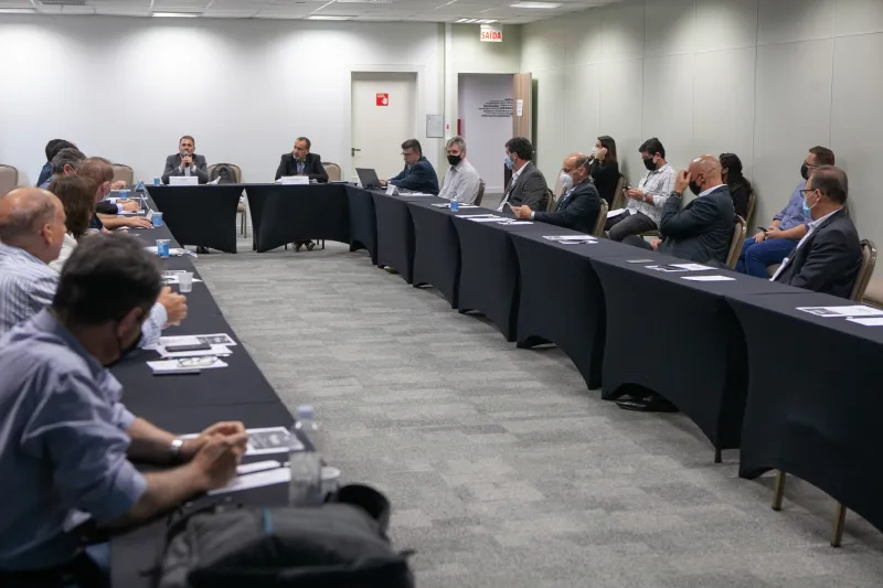 Pesquisadores da Embrapa informaram na reunião que Santa Catarina e Rio Grande do Sul têm déficit anual de 7,8 milhões de toneladas de milho (foto: Filipe Scotti) 