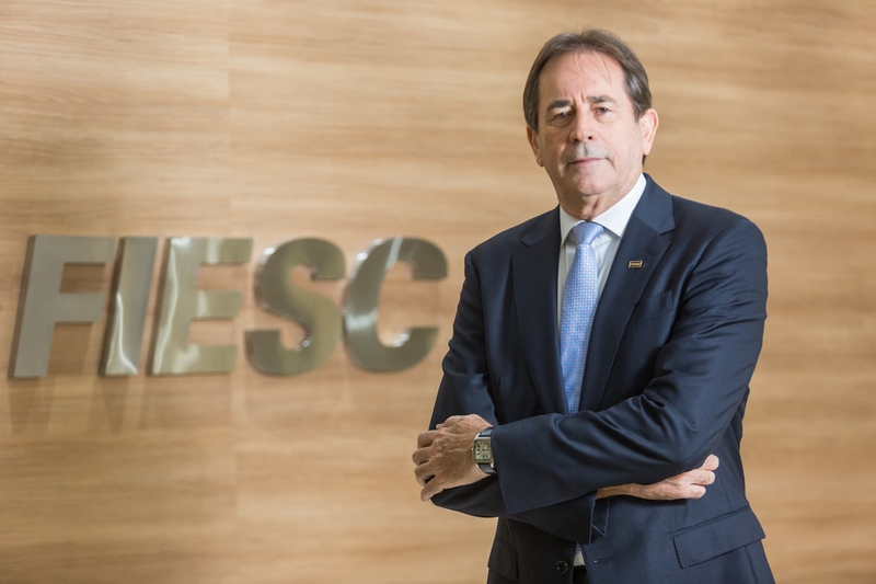 OPINIÃO: Cidadania: o exemplo que vem da Ucrânia