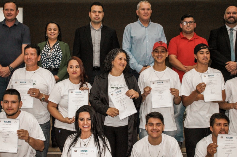 Librelato, SENAI e Prefeitura de Içara capacitam alunos com curso técnico de soldagem