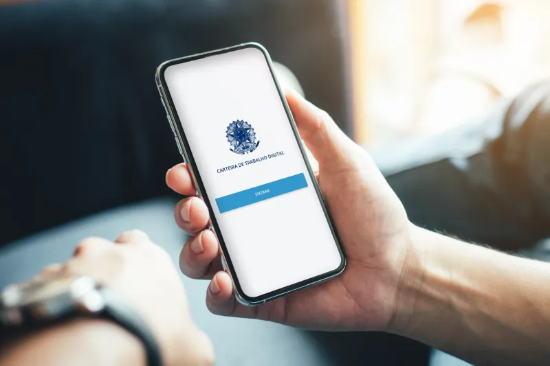 Indústria registrou 15,7 mil vagas no ano