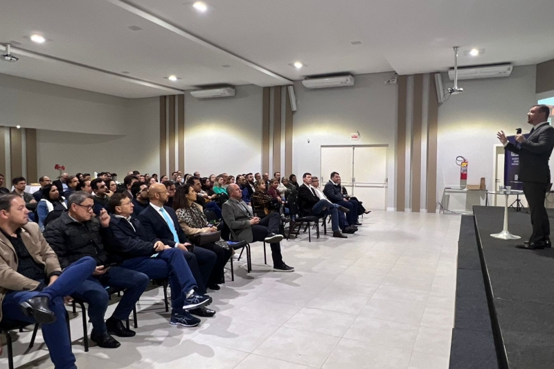 Palestra em Lages aborda os desafios das relações trabalhistas