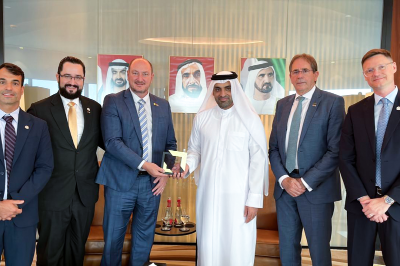Missão apresenta potencial de SC para Câmara de Comércio de Dubai. 