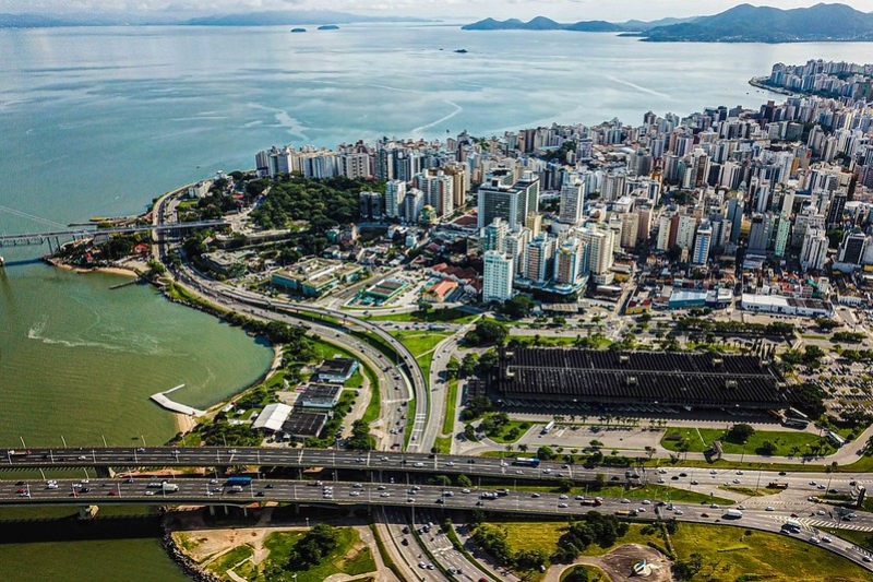 Florianópolis é a cidade mais conectada e inteligente do país