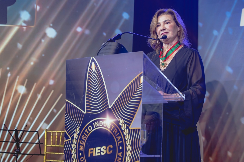 Viviane Lunelli - Lunelli