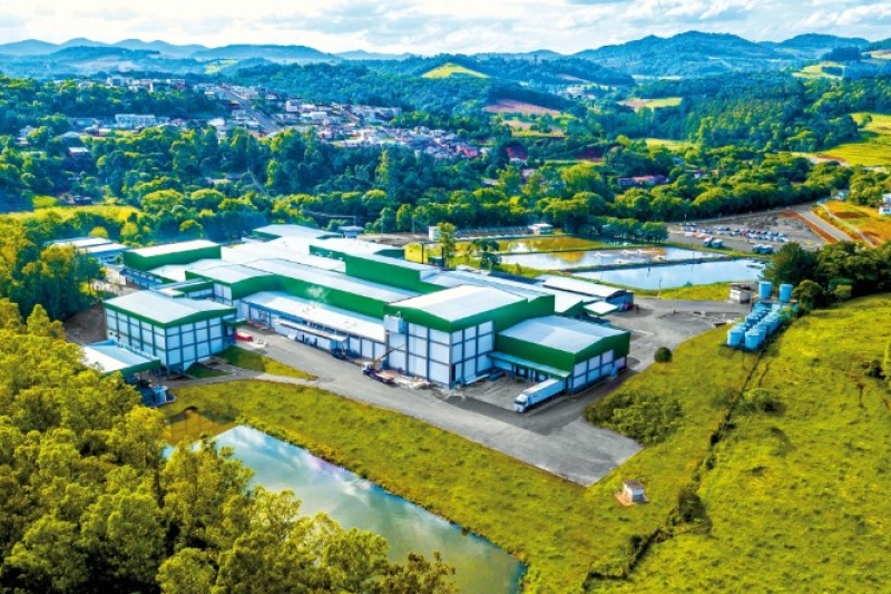 Parceiro espanhol da Master anuncia R$ 800 milhões em investimentos em SC