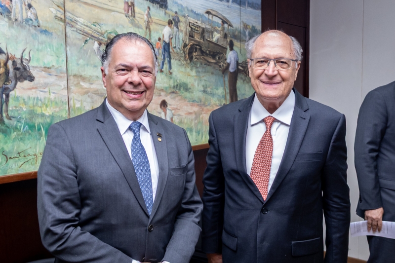 A Alckmin, FIESC pede inclusão de madeira e móveis em lista de exceções ao tarifaço