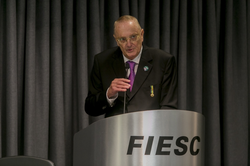 FIESC lamenta morte do industrial Carlos Victor Ohf