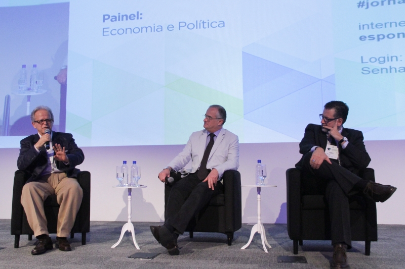 Luiz Carlos Mendonça de Barros, Claudio Prisco Paraíso e Carlos Melo (foto: Marcus Quint)