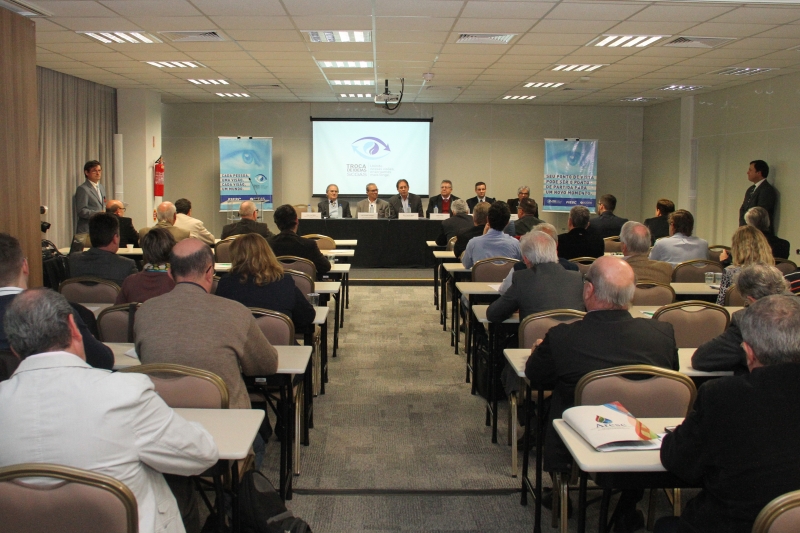 Encontro promovido pela FIESC e SCGás debateu o futuro do gás natural (foto: Filipe Scotti)