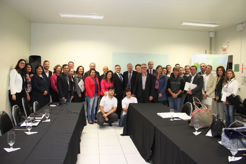 Câmara Regional de Educação implantada em São José (Foto: Humberto Sprada)