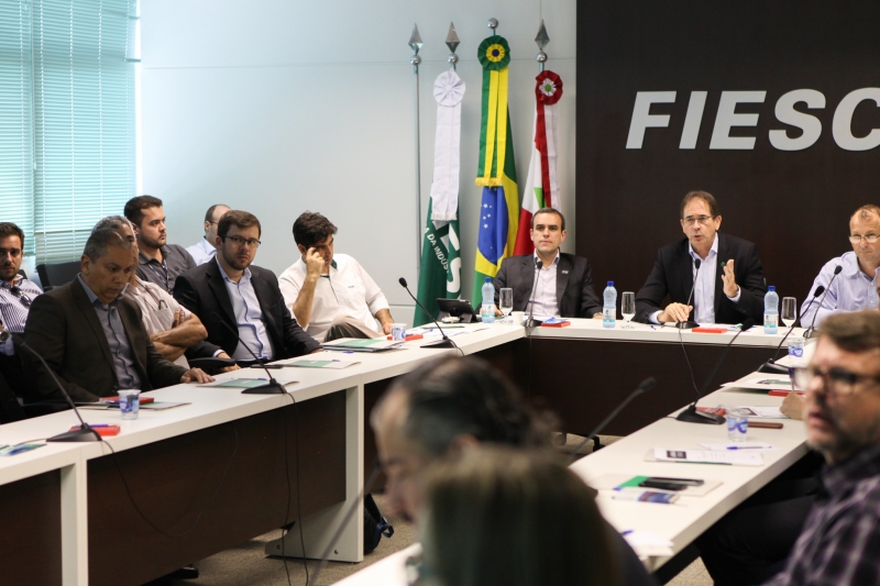 Presidente da Câmara de Assuntos de Transporte e Logística da FIESC, Mario Cezar de Aguiar, destacou o equilíbrio entre os modais (foto: Filipe Scotti)