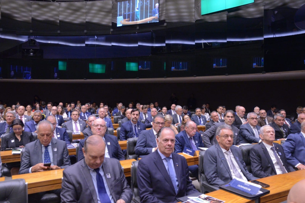Lançamento da Agenda Legislativa contou com a presença de Gilberto Seleme e outros presidentes de Federações industriais. (foto: Gilberto Sousa/CNI)